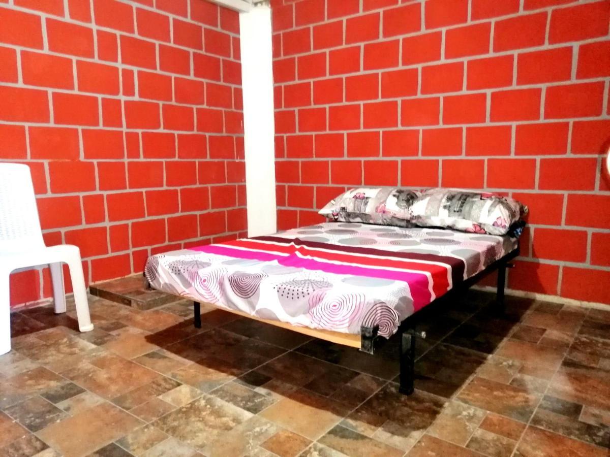 Hostal Familiar La Palma Villa Калима Екстериор снимка